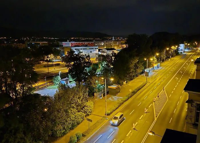 Centrum Z Widokiem Na Gory